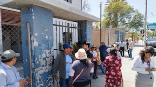 Esperan más de 20 horas para retirar cuerpos de la morgue de Arequipa