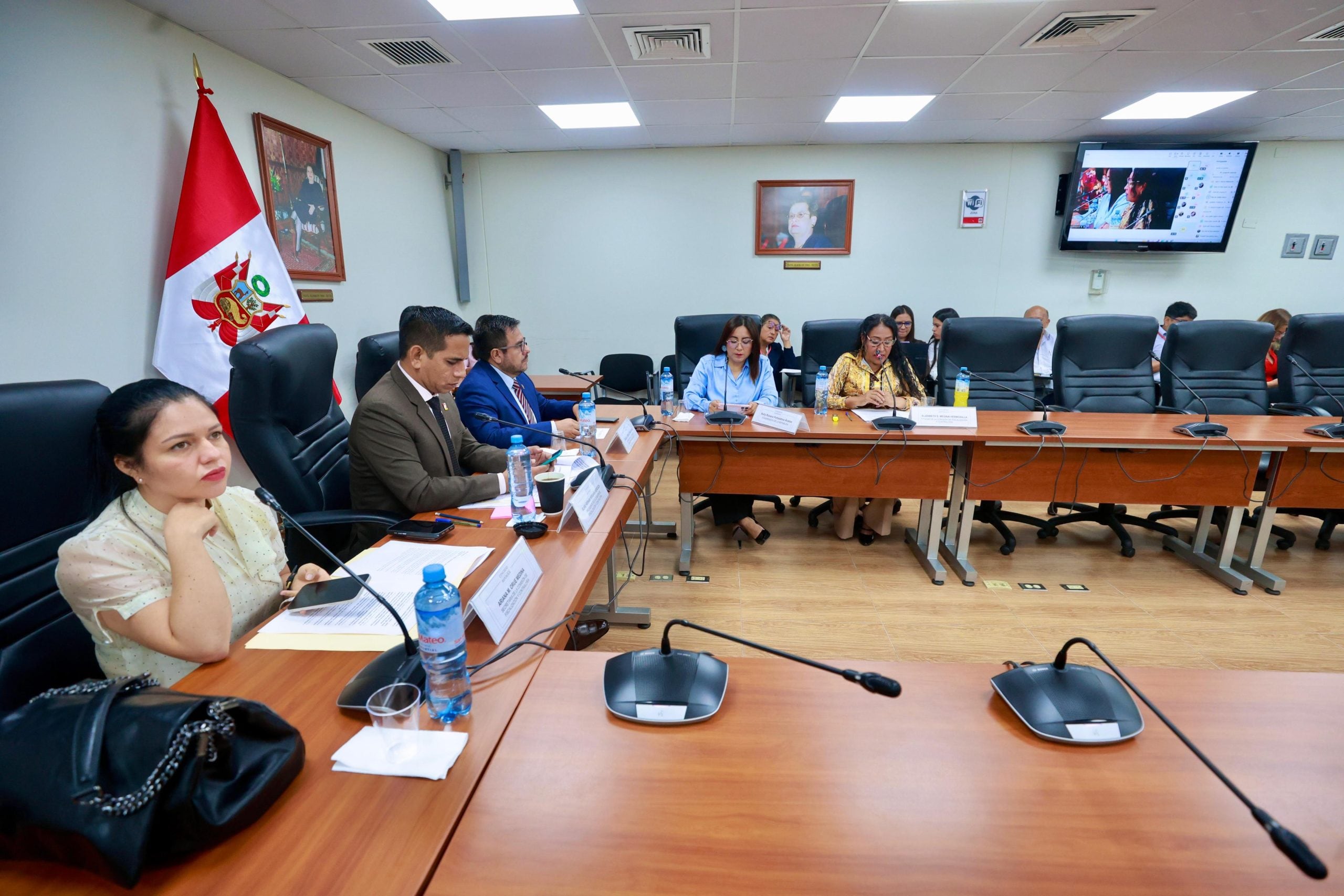 Comisión de Fiscalización solicitará facultades para investigar gestión de gobiernos regionales por uso de recursos públicos. Foto: Andina.