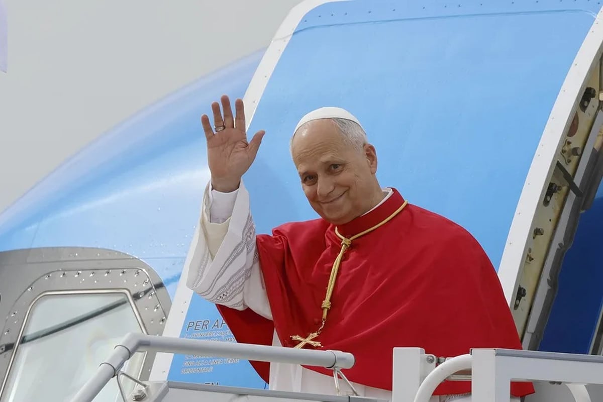 El papa León XIV saludaba a su llegada a Madrid el pasado mes de junio. (Foto: EFE/Mariscal)