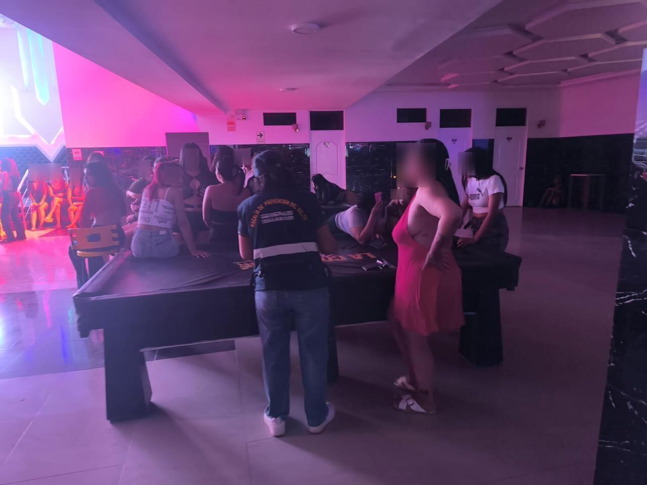 Realizan operativo a locales nocturnos de Piura