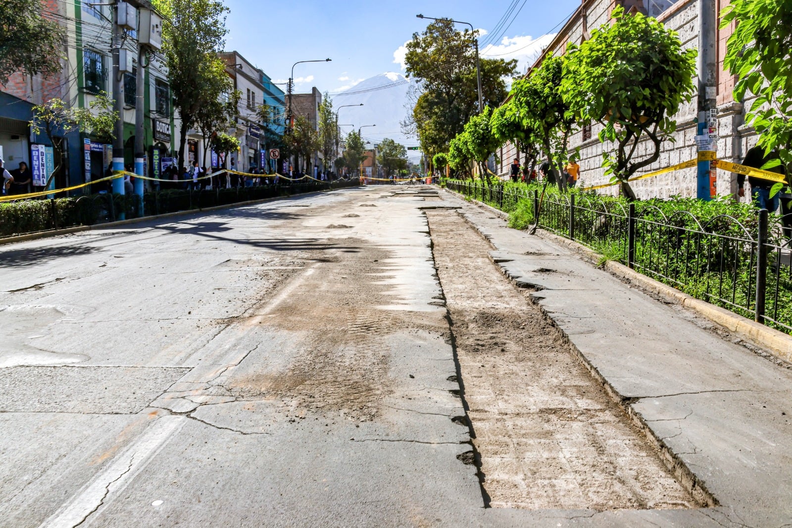 Avenida Goyeneche, en Arequipa, permanece cerrada desde hoy por trabajos de asfaltado. Foto: Municipalidad Provincial de Arequipa.