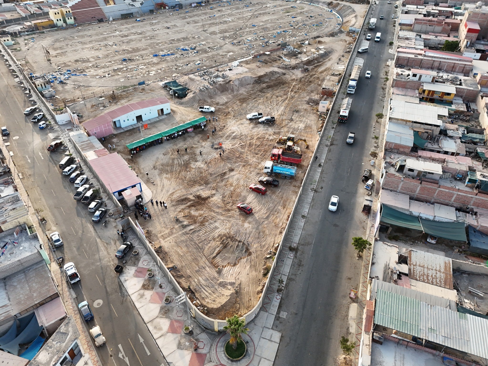 El polideportivo se ubica dentro del estadio Héroes del Alto de la Alianza, en la esquina de las calles México y Haití. (Foto: Difusión)