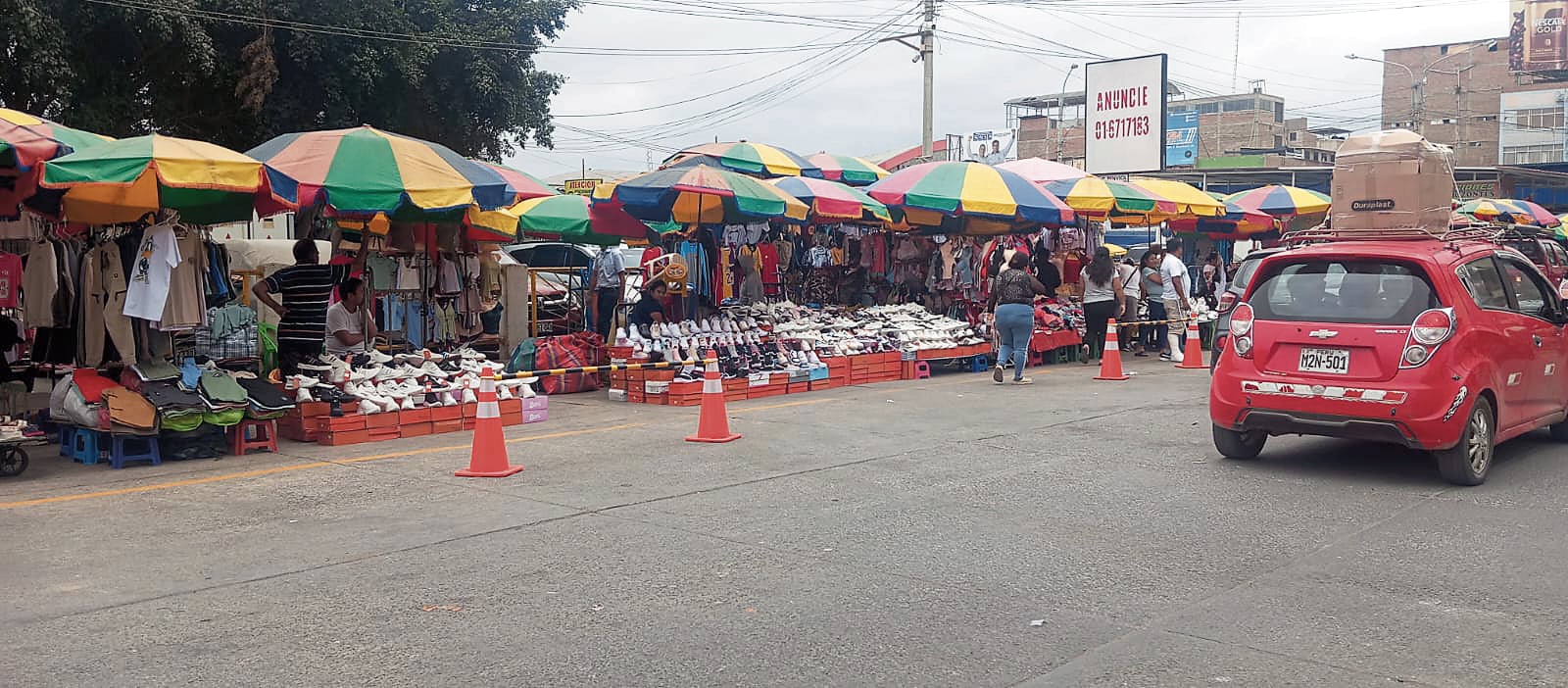 Comerciantes señalan que trabajan de forma ordenada y honesta cerca al Modelo.