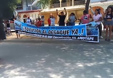 Piura: Pobladores bloquean vía y queman llantas por colapso de desagües