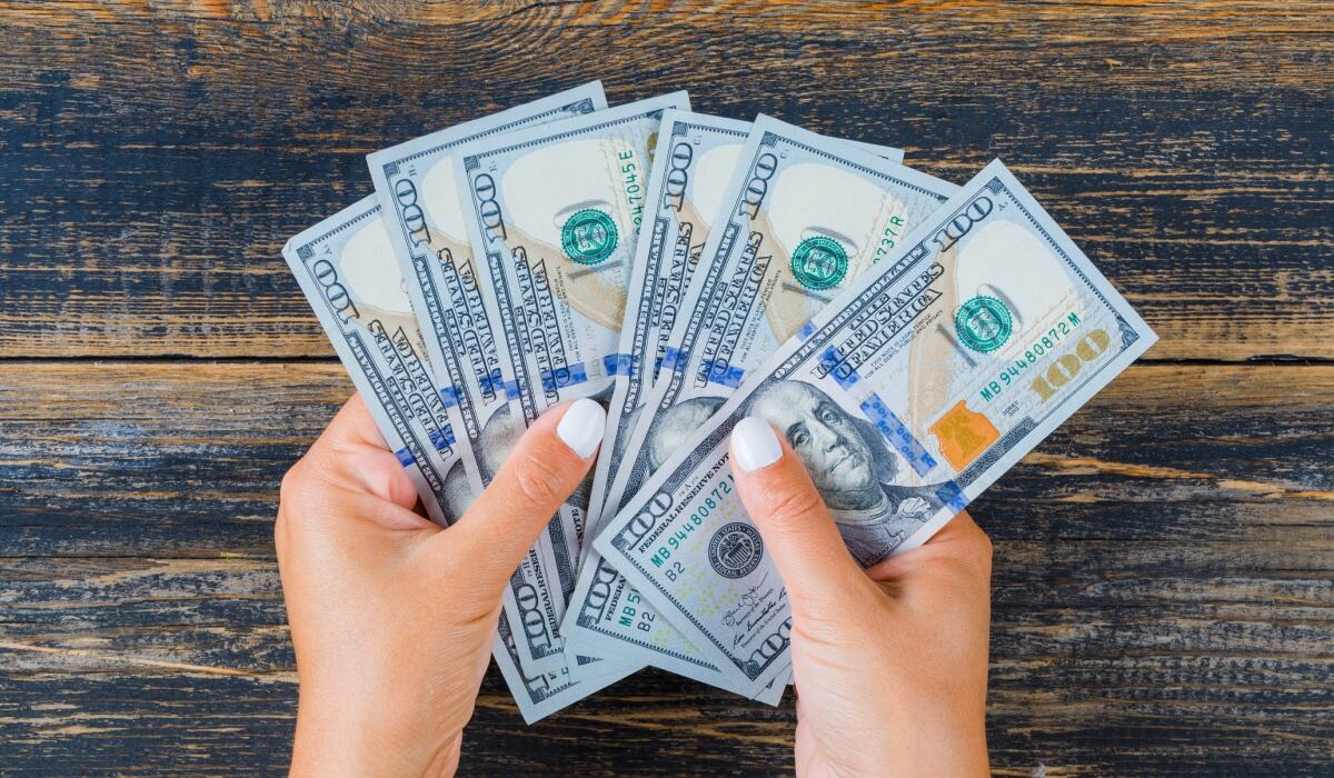 Descubre el tipo de cambio del dólar estadounidense en los principales bancos del Perú, así como en las casas de cambio. (Foto: Freepik).