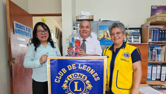Educación y Club de Leones se juntan en lucha contra el cáncer