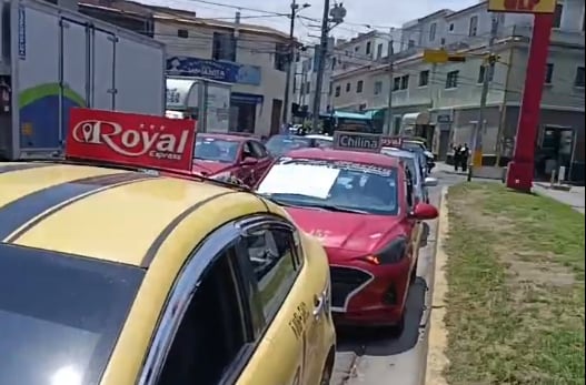 Taxistas se movilizaron contra el incremento del precio del combustible (Foto: GEC)