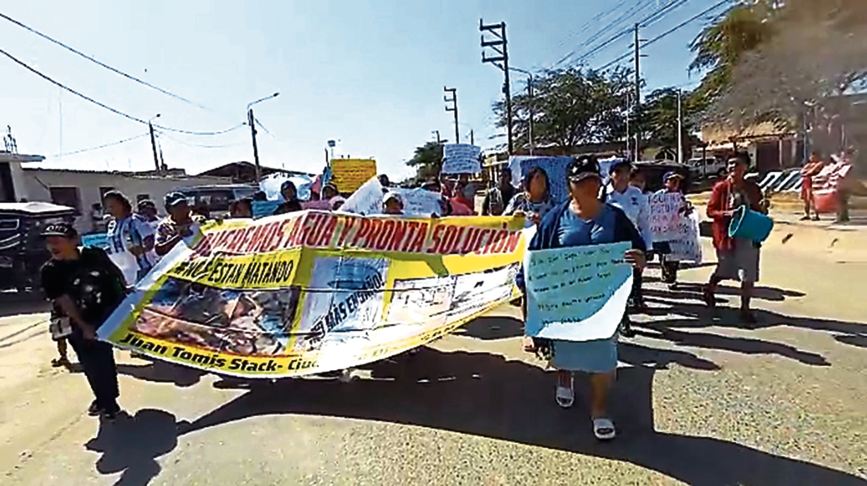 Moradores de San José hacen protesta.