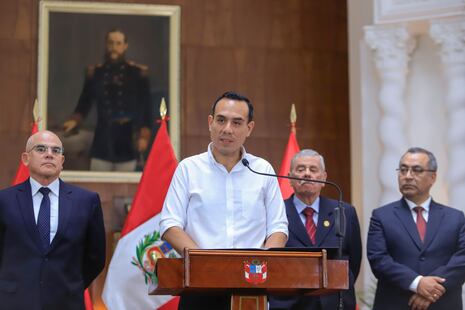 José Jerí oficializa ley contra la extorsión en transporte: “Sabemos dónde están y ahora viene el contraataque”