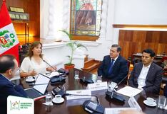 Gobernador de Ica se reunió con presidenta Boluarte por temas de salud y agua para la región