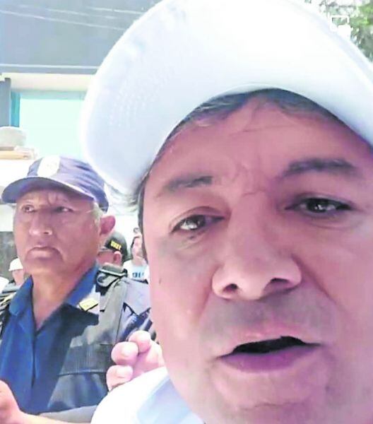 Arturo Fernández intentó evitar que agentes trasladen a sospechoso a una comisaría para que, según dijo, sea liberado. Jefe de la Divincri dijo que autoridad edil es “cómplice”.