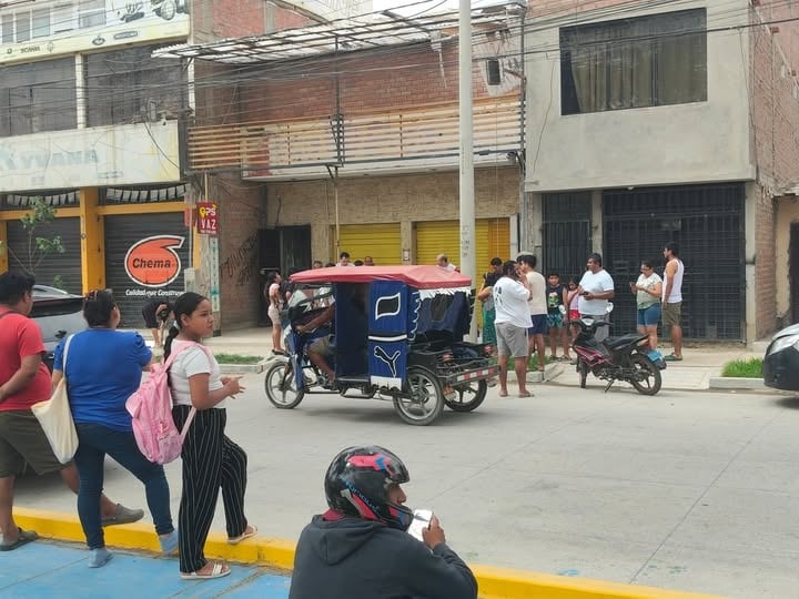 Graves caídas dejan dos heridos en Piura.