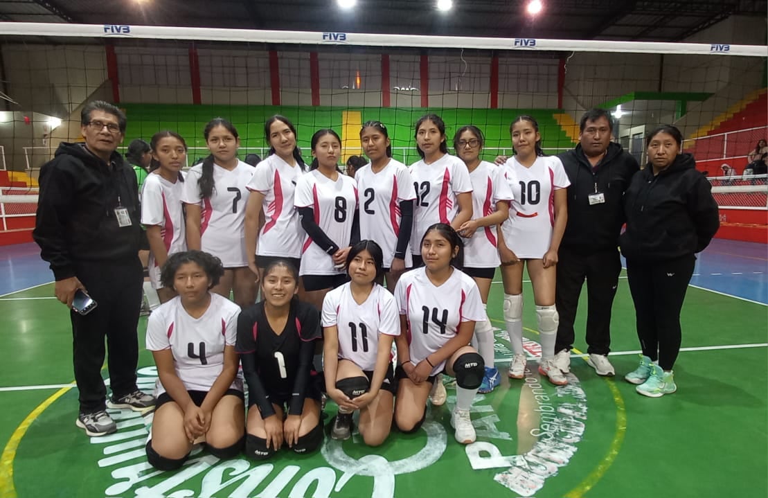 Cerro Colorado en torneo de vóley, categoría Infantiles U-15 Damas, en Arequipa. Foto: Liga Provincial de Voleibol de Arequipa.