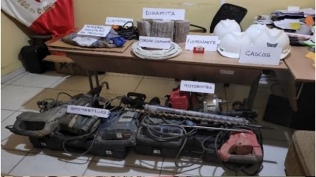 La Libertad: Policía incauta armas de fuego y explosivos utilizados en minería informal