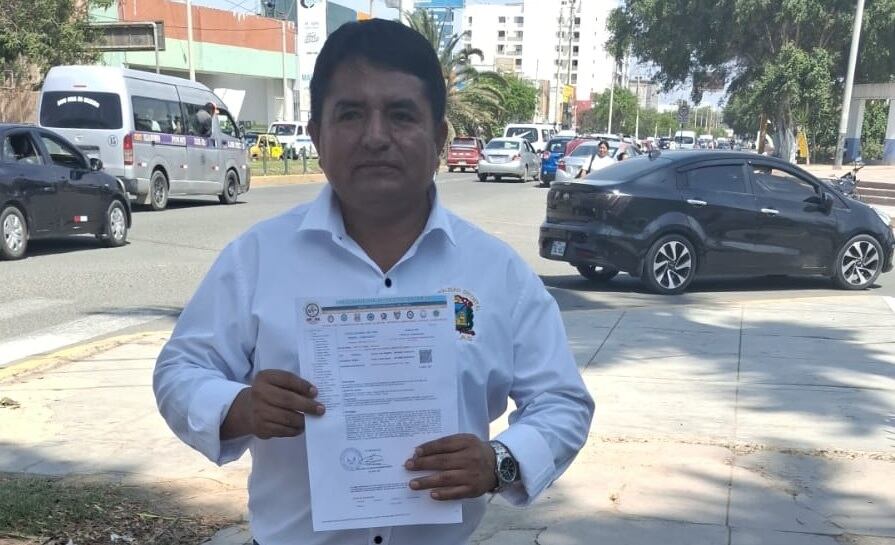 Burgomaestre llegó hasta la sede de la Divincri.