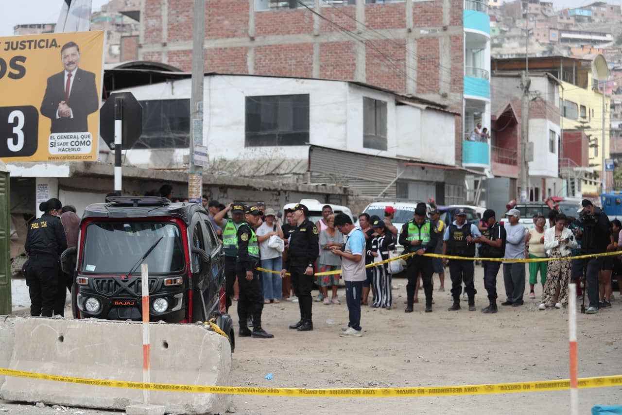 Familiares y vecinos brindaron información clave sobre el crimen a la PNP. Fotos Jesús Saucedo @photo.gec