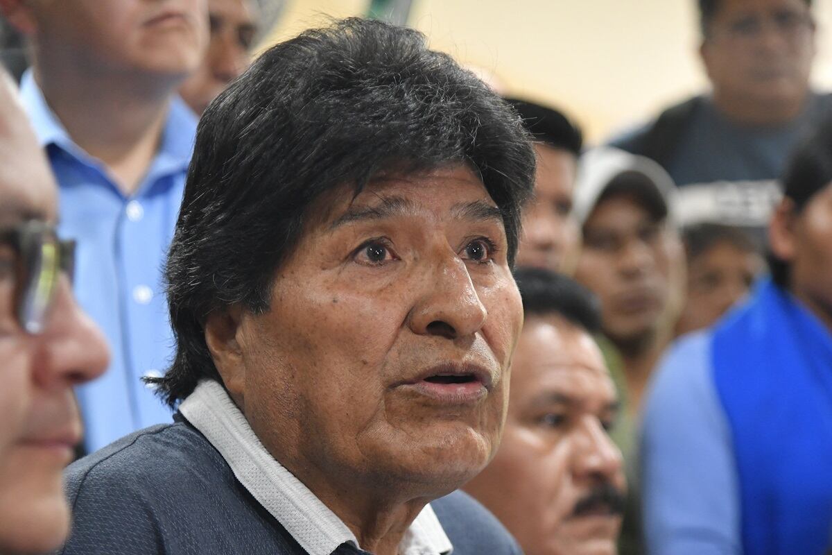 El expresidente Evo Morales (2006-2019) habla en una rueda de prensa, el 4 de octubre de 2024, en Cochabamba, Bolivia. (Foto de Jorge Abrego / EFE)