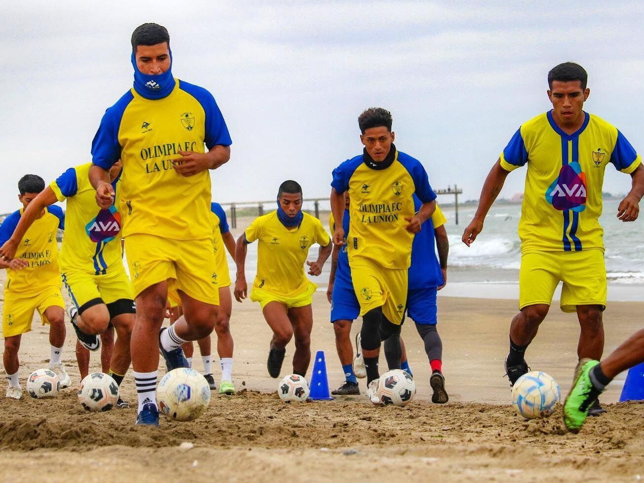 Equipo del "Pitbull" Atoche no quiere dejar nada al azar y trabaja pensando en el rival.