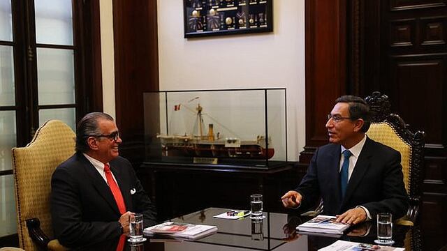 Culminó reunión entre Vizcarra y Olaechea en Palacio de Gobierno