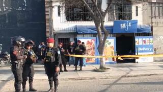 Crimen en Ate: Asesinan a balazos a dos personas en el interior de una cevichería