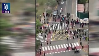 Corredor Azul: Colectiveros se enfrentan a policías durante implementación del carril bidireccional