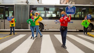 Fiestas Patrias: “Fantásticos viales” ofrecen divertido show tradicional por el Bicentenario