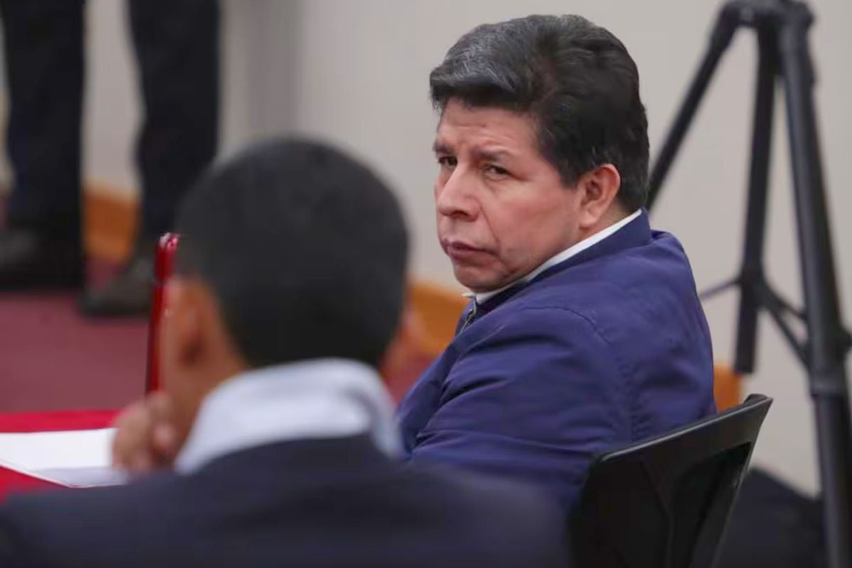 Noche tras noche: diputados y senadores de Juntos por el Perú visitan a Pedro Castillo en el penal