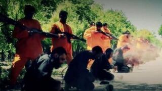 Rebeldes sirios vestidos de víctimas ejecutan a miembros del Estado Islámico (VIDEO)