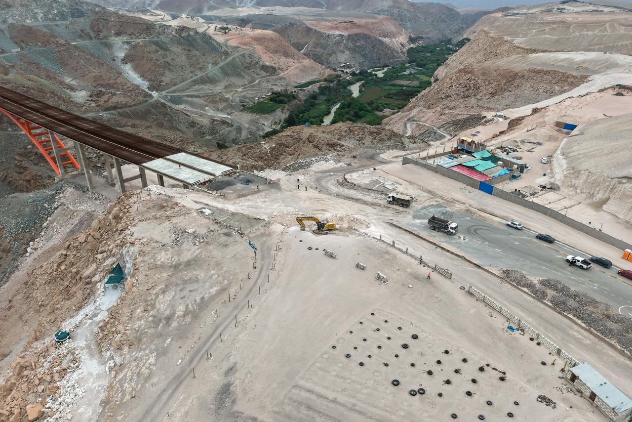 Aún no reinician trabajos en el Puente Arequipa-La Joya por falta de seguro CAR (Foto: GRA)