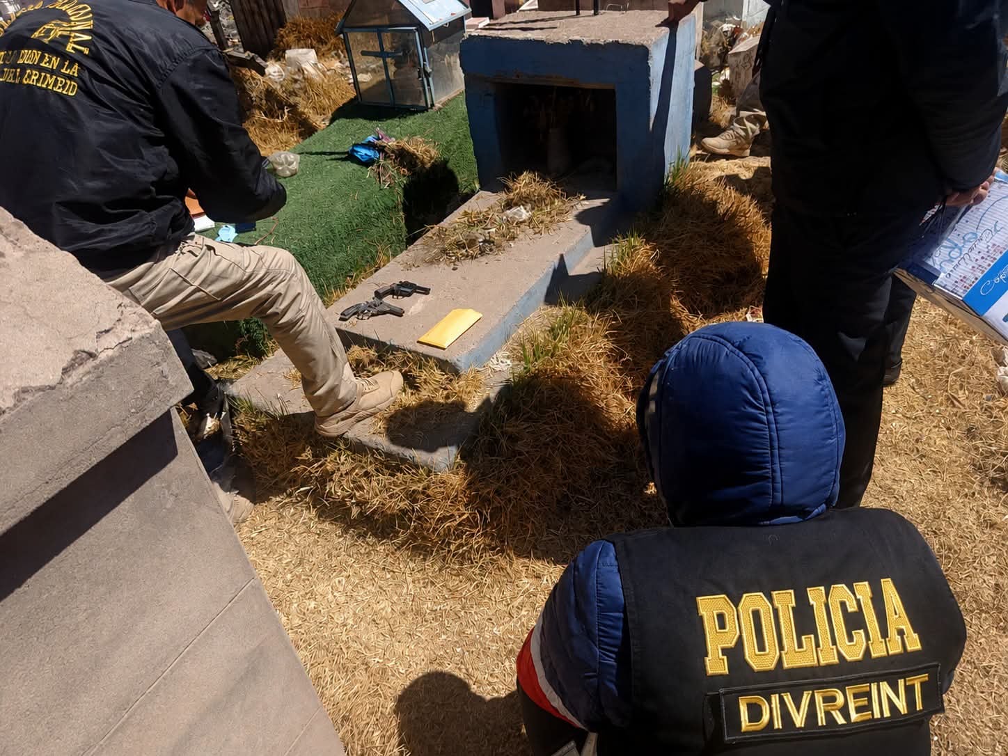 La Policía encontró dos revólveres con números de serie erradicados y 11 municiones calibre 9×19 mm durante un operativo de inteligencia.