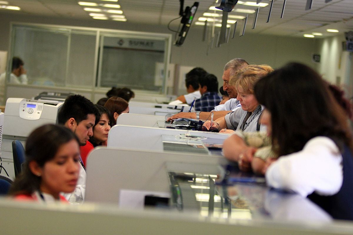 Gratificación de trabajadores CAS por Fiestas Patrias en incertidumbre. (Foto: GEC)