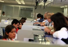 Gratificación de trabajadores CAS por Fiestas Patrias en incertidumbre