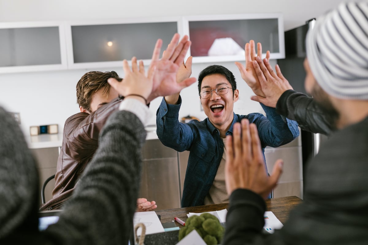 El 85 % de los peruanos se preocupa por llevar una alimentación saludable, aunque el 42 % desconfía de los productos envasados que se presentan como saludables. Emprendedores comparten sus experiencias para crecer en el sector. (Foto: Pexels)