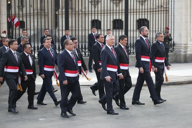 José María Balcázar salió de Palacio de Gobierno rumbo a la Catedral de Lima para participar en la misa y tedeum por Fiestas Patrias.