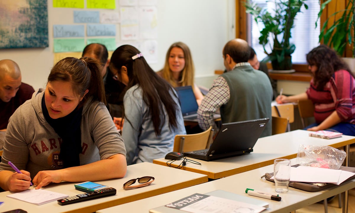 Un estudiante peruano podría contar con un título de bachiller, una maestría y experiencia laboral en solo 5 años.