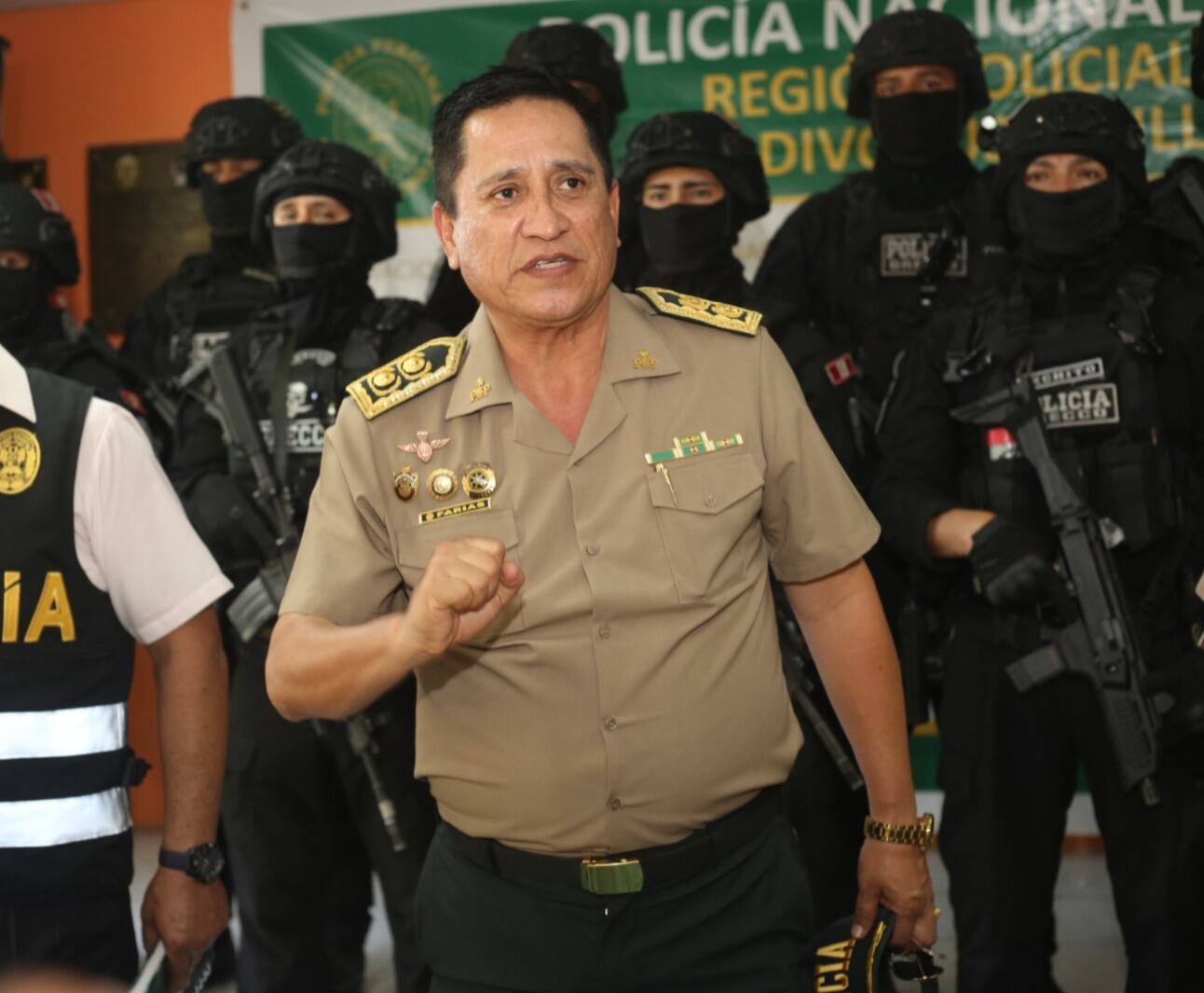 El jefe de la Región Policial de Piura, Manuel Farías, señaló que han tomado acciones en las fronteras para evitar una posible fuga del conductor de televisión