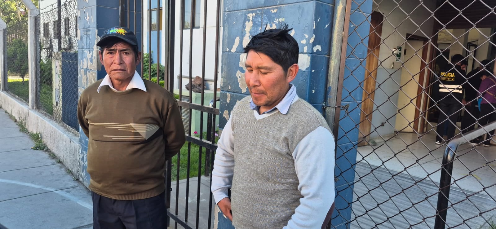 Familiares de Julia Quispe Ramos, una de las víctimas del accidente en Arequipa-Puno. Foto: (Foto: Pedro Torres/@photo.gec)