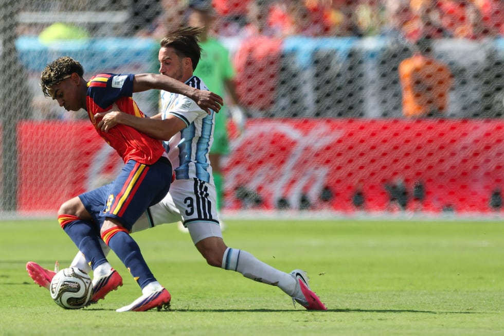 La Roja golpeó en el tiempo suplementario y toma el control de la final. (Foto: Patricia de Melo/ AFP)