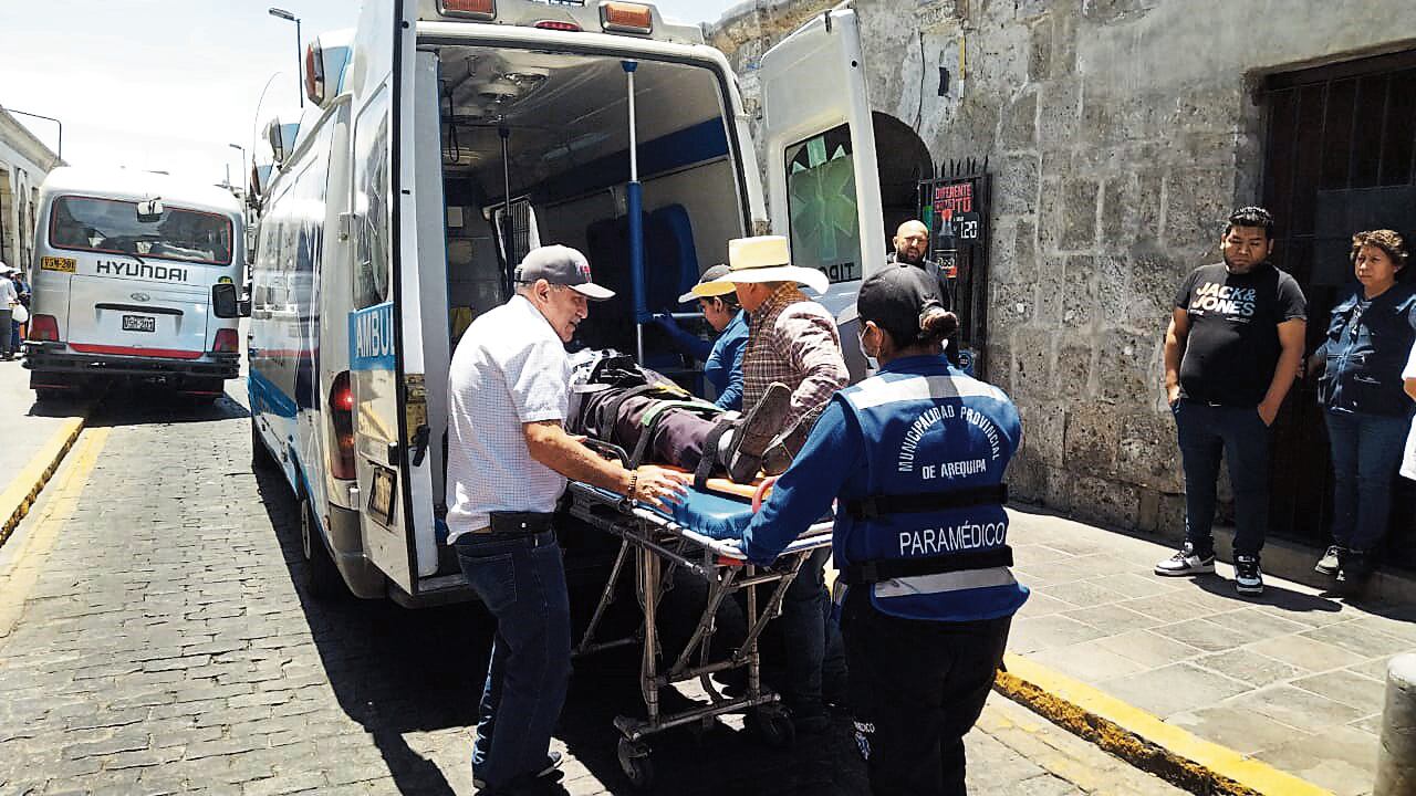 Adulto mayor perdió brazo tras ser atropellado por cúster del SIT. (Foto: GEC)