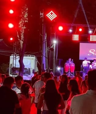 Delincuentes se llevan equipos de agrupación musical.