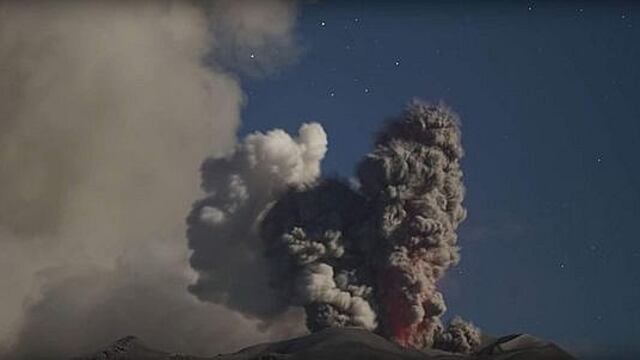 Volcán Sabancaya registra nuevas explosiones y alertan posible caída de cenizas