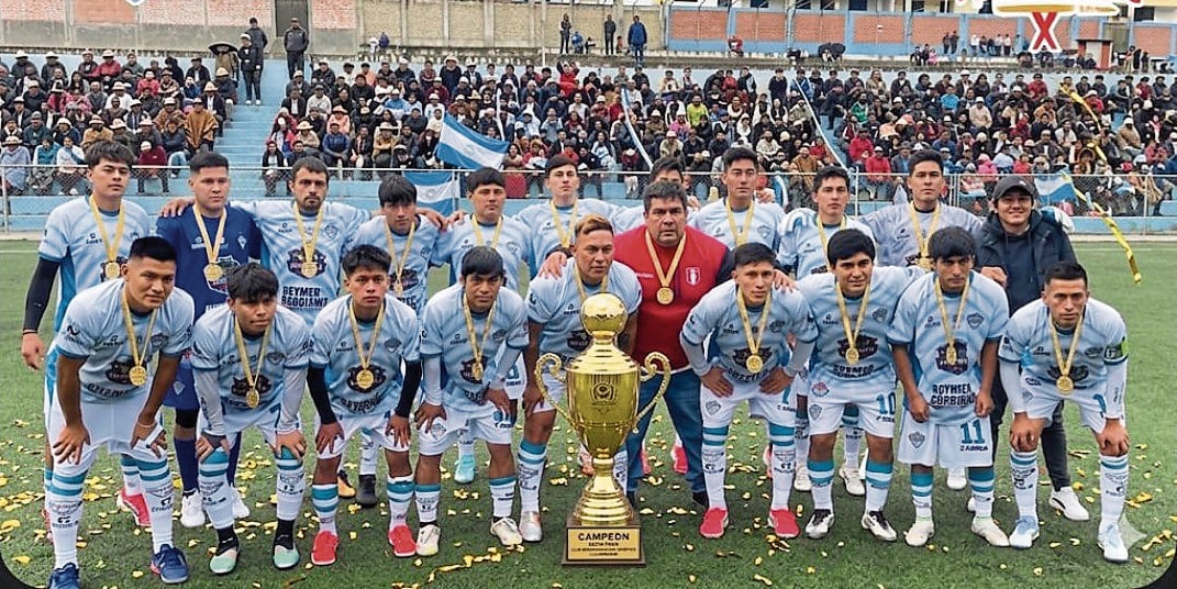 Clasificó a la etapa provincial de Pataz. Además, recibieron un hermoso trofeo y medallas.
