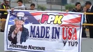 San Isidro: Jóvenes protestan contra Pedro Pablo Kuczynski