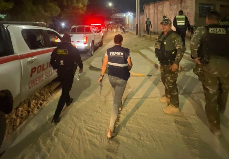 Realizaron el control de identidad a parroquianos y la situación migratoria a los extranjeros