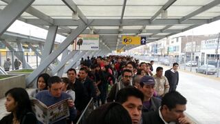 Denuncian falta de buses de El Metropolitano