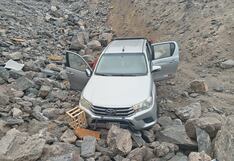 Carretera Panamericana Sur: Camioneta se despista con dos mujeres a bordo