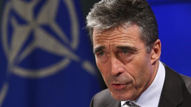 Prorrogan mandato de Rasmussen como secretario general de la OTAN
