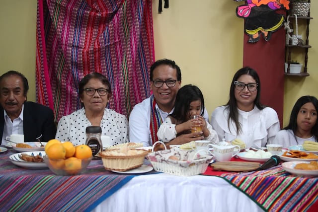 Roberto Sánchez: así fue el desayuno electoral junto a su familia en Huaral (Fotos: Jesús Saucedo/GEC)