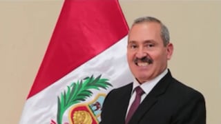 Luis Yunis Herrera asume como nuevo superintendente de Migraciones