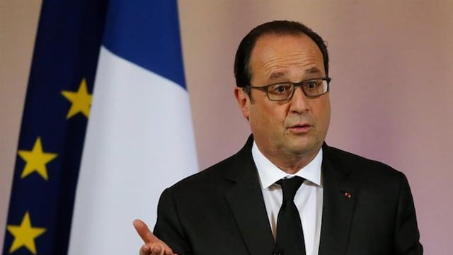 ​Hollande: Francia "hará lo posible para destruir" al ejército de fanáticos